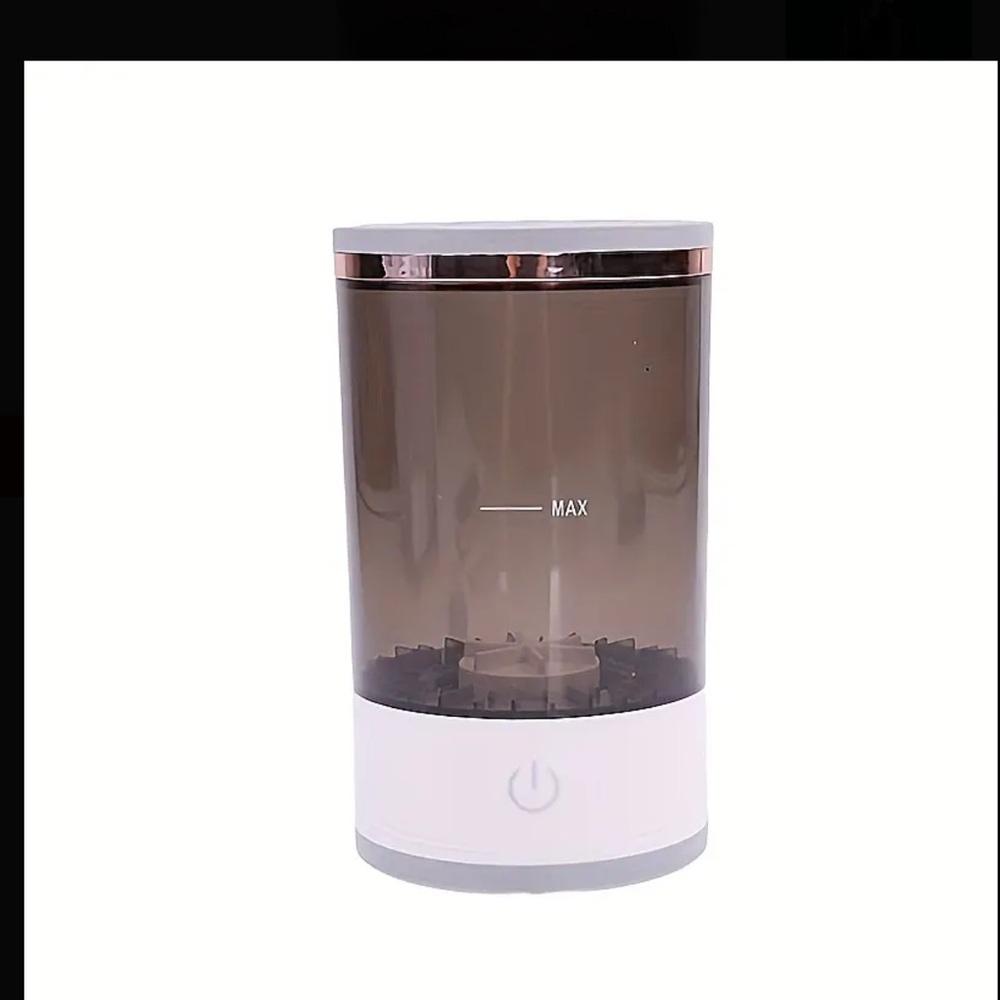 Electric Makeup Brush Cleaner - Picture 6 of 6